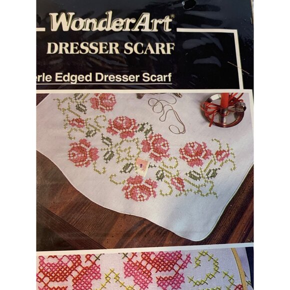 WonderArt Colonial Rose Cross Stitch Stamped Dresser Scarf - New - Picture 3 of 9